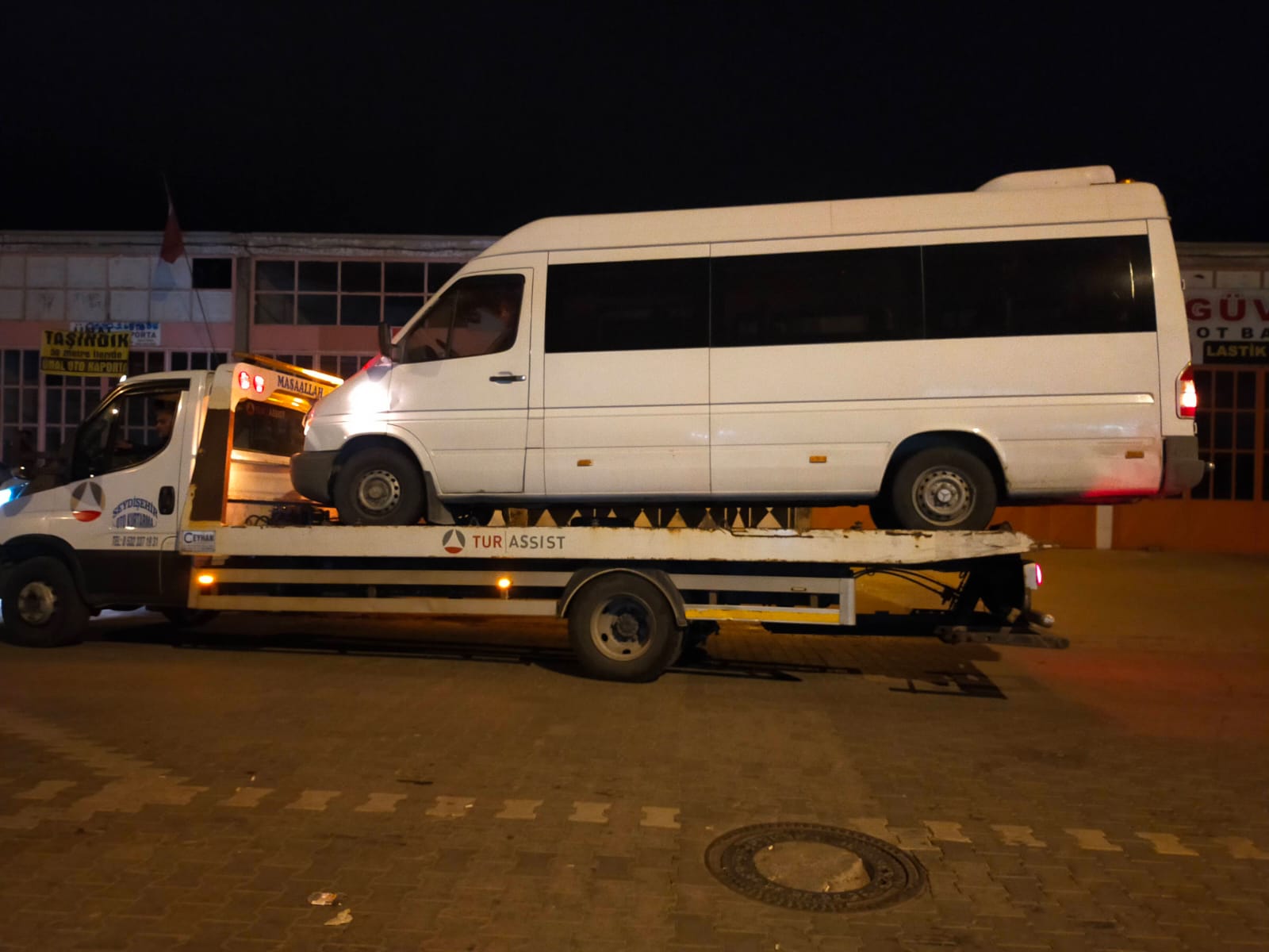 Gece minibüs nakli